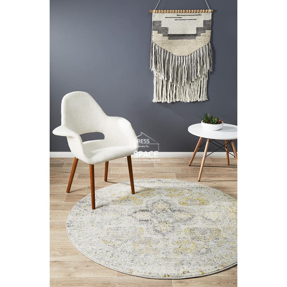Museum Wesley Silver Round Rug