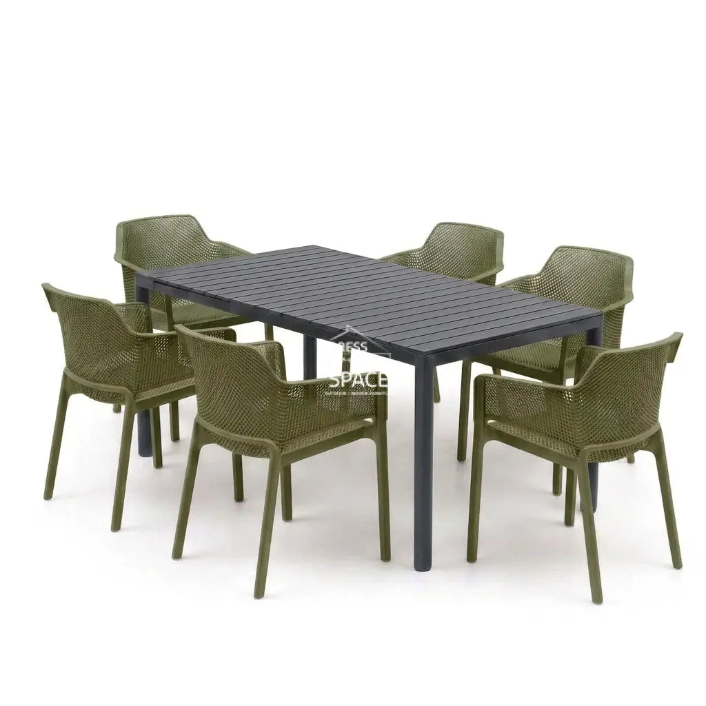 Nine-piece setting with agave chairs