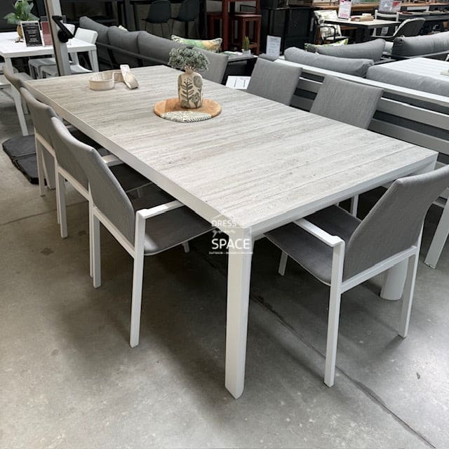 Bronte & New York Ceramic Dining Set - 9 Piece - Outdoor Dining Set - DYS Outdoor