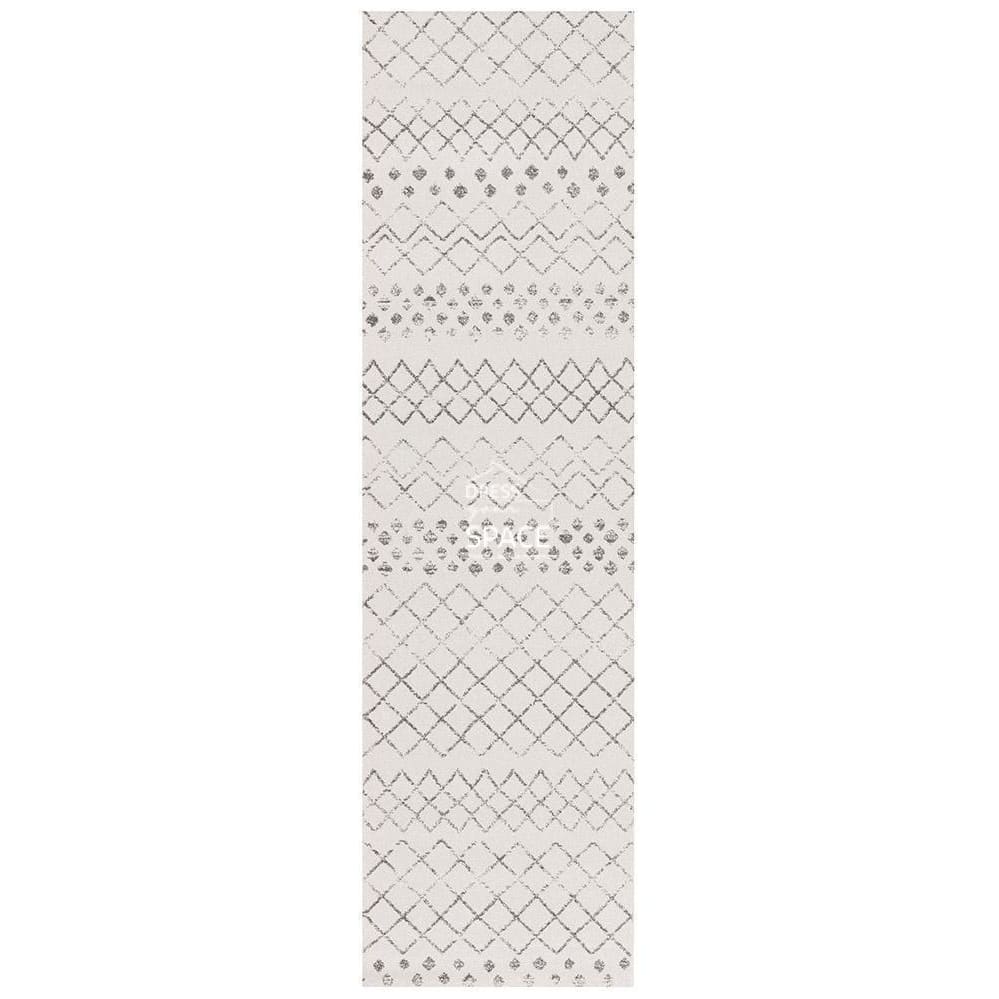 Oasis Selma White Grey Tribal Runner Rug - Indoor Hallway Runner - Rug Culture
