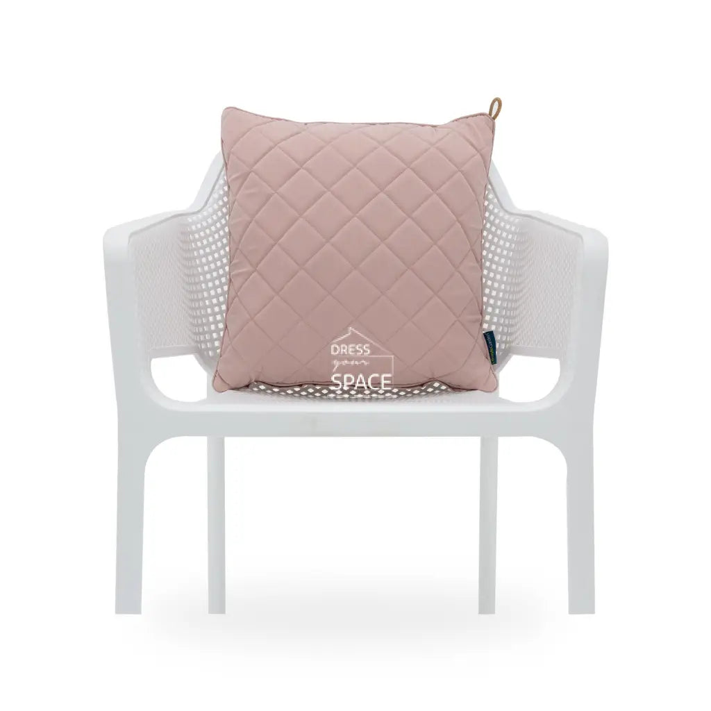 San Fran Sq. Quilted Cushion - Salmon - Outdoor Cushion - Lifestyle Garden