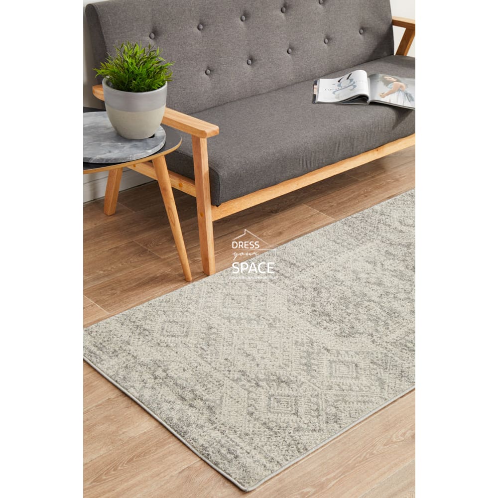 Mirage 351 Silver Runner Rug - Indoor Hallway Runner - Rug Culture