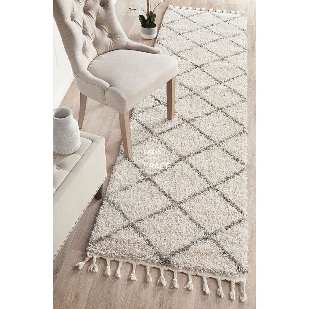 Saffron 22 Natural Runner Rug - Indoor Hallway Runner - Rug Culture