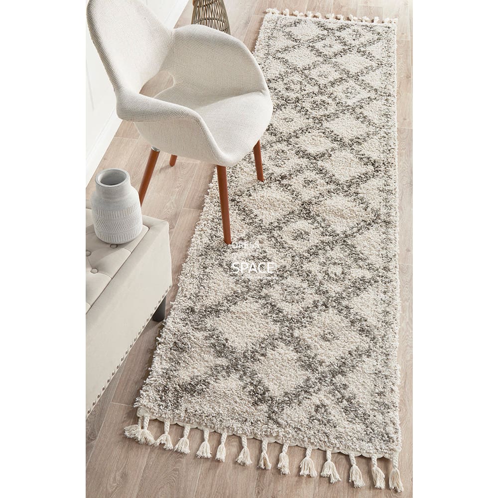 Saffron 33 Natural Runner Rug - Indoor Hallway Runner - Rug Culture