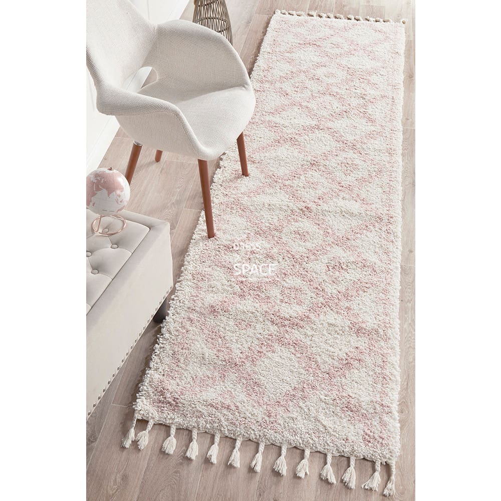 Saffron 33 Pink Runner Rug - Indoor Hallway Runner - Rug Culture